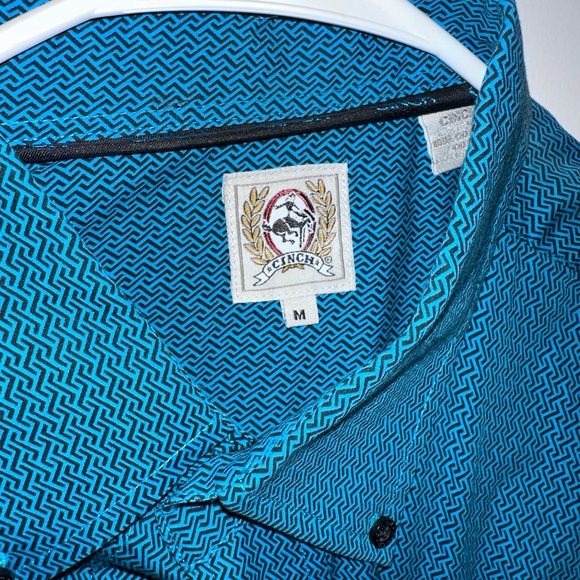 Cinch Shirt - Picture 2 of 3
